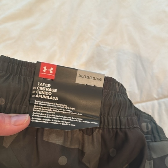 Under Armour 🔥sale🔥NWT military green pants - Picture 7 of 10
